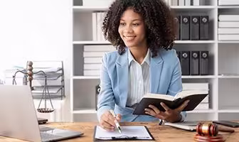 How Much do Lawyers Make in South Africa?